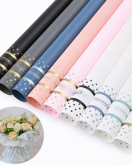 Ambalaj buchet flori waterproof 60x60cm happiness gri scris auriu