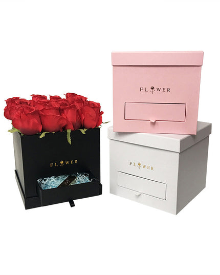 SET CUTIE CU SERTAR FLORI S1.10 NEGRU