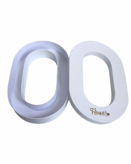 Cutie flori litera O alb