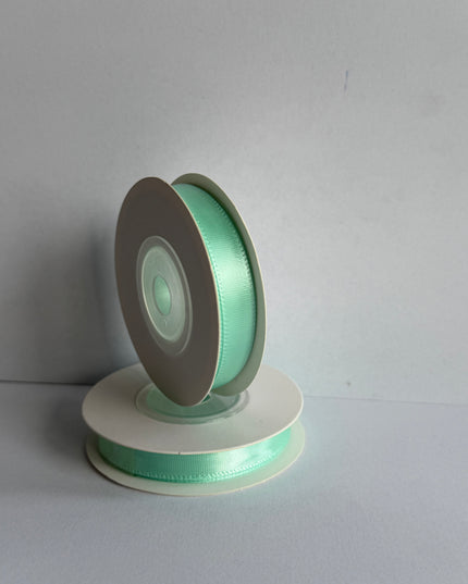Panglica textil 1cm x 9m verde pastel 1