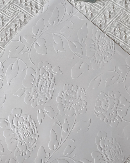 Ambalaj hârtie gravat 53x40cm alb