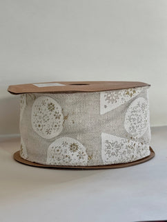 Panglica textil 63mmx10m alba (brad, glob, stea)