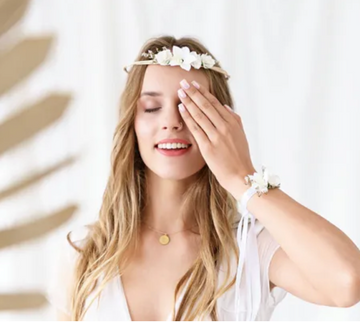 Coronita flori artificiale 18cm alb