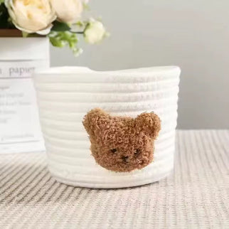 Cos flowers Teddy alb