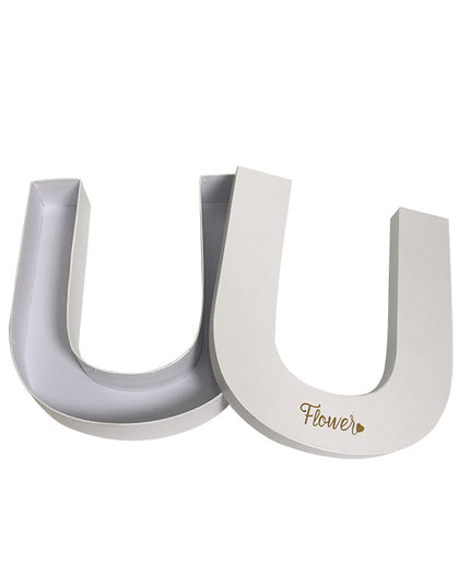 Cutie flori litera U alb