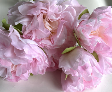 Bujori artificiali Duchesse (5 flori) roz