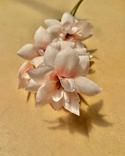 Trandafiri artificiali grandiflora (5 flori) light peach