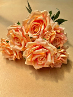 Trandafiri artificiali (7 flori) Novi