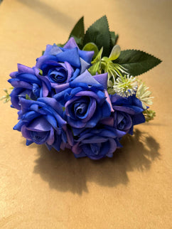 Trandafiri artificiali (7 flori) albastru