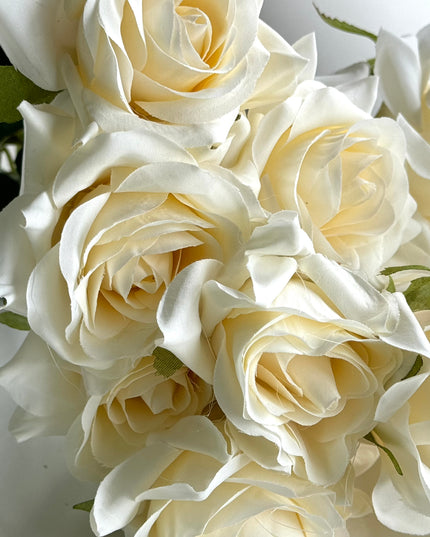 Trandafiri artificiali (9 flori) champagne