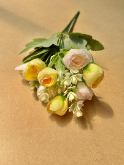 Trandafiri artificiali mini (12 flori) duo galben-crem