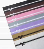 Ambalaj hartie de impachetat fundita neagra fundal alb