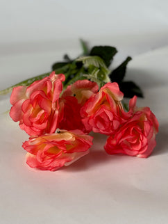 Garofite artificiale (6 flori) galben cu roșu