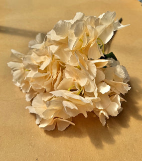 Hortensia artificiala ⌀20cm crem