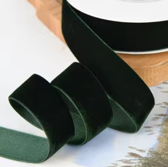 Panglica catifea 25mmX9m verde inchis