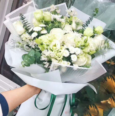 Ambalaj buchet flori waterproof 60x60cm stripes alb