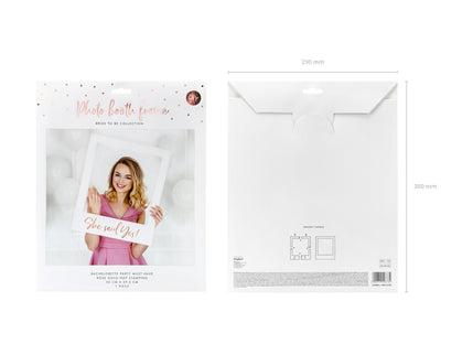 Rama foto selfie "She said yes"