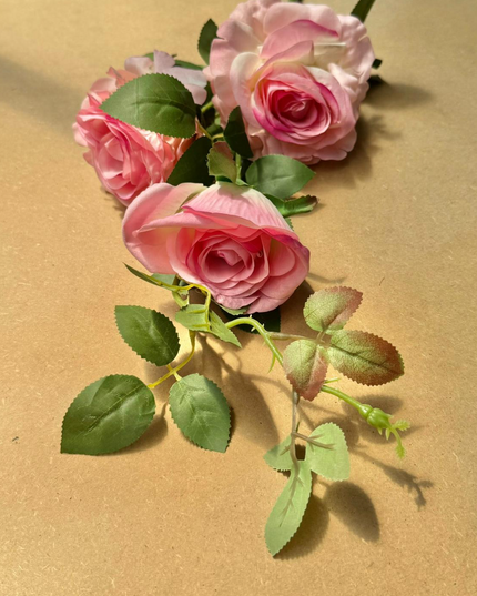 Trandafiri artificiali (3 flori) jumilia