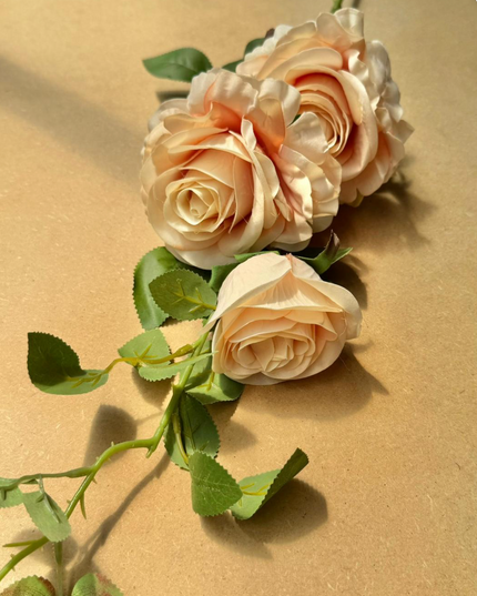 Trandafiri artificiali (3 flori) peach