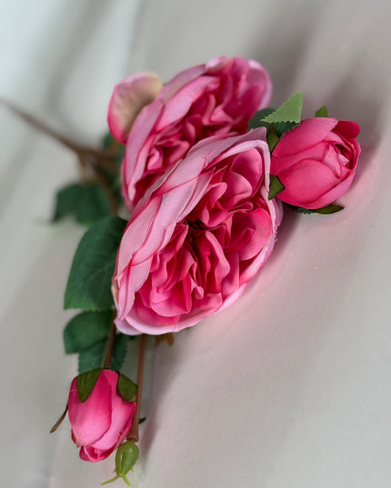 Trandafiri artificiali piano roz