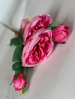 Trandafiri artificiali piano roz