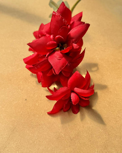 Trandafiri artificiali grandiflora (5 flori) rosu