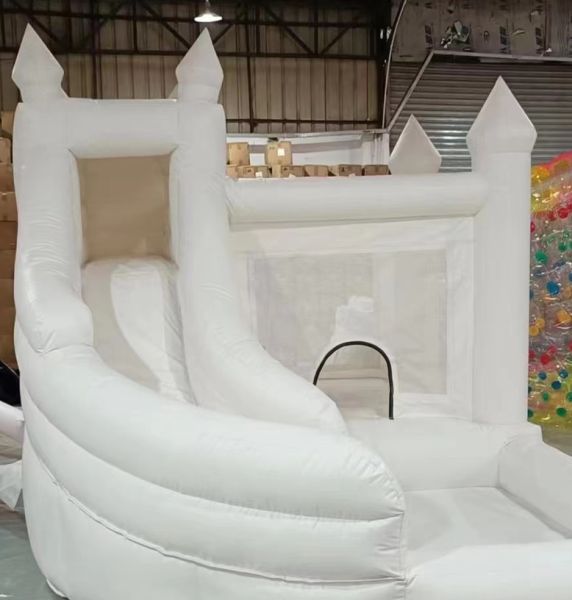 Bounce House castel gonflabil alb cu tobogan si piscina